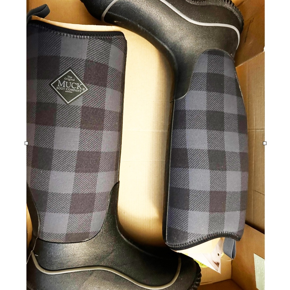 The Muck Boot Company- Brand New HALE Waterproof Boots